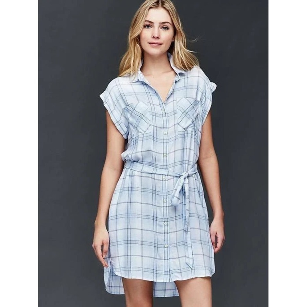 GAP Plaid shirtdress Blue Plaid SIZE Large Short Sleeve with pockets hi low hem